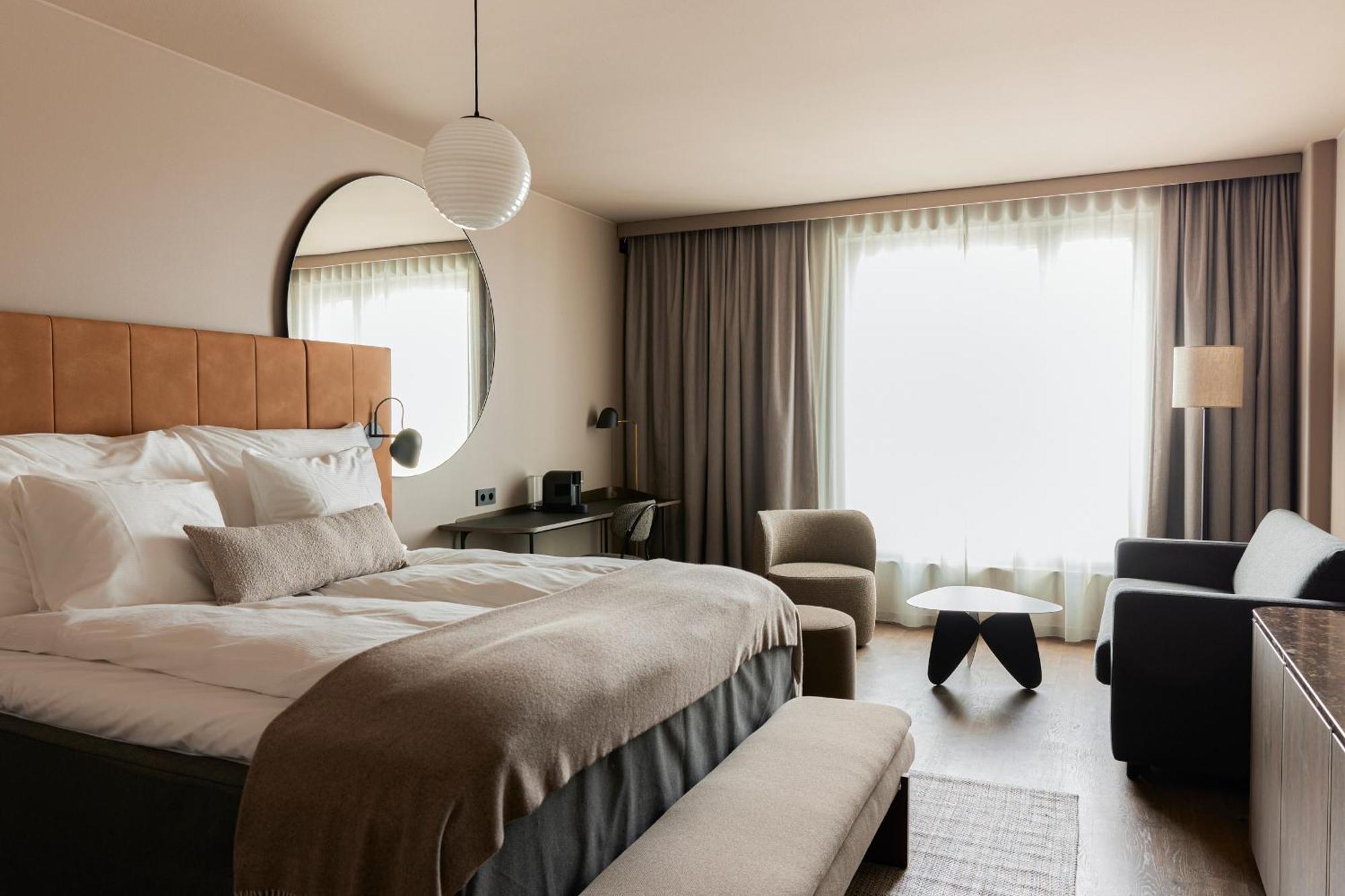 Clarion Hotel Helsinki Airport Vantaa Buitenkant foto